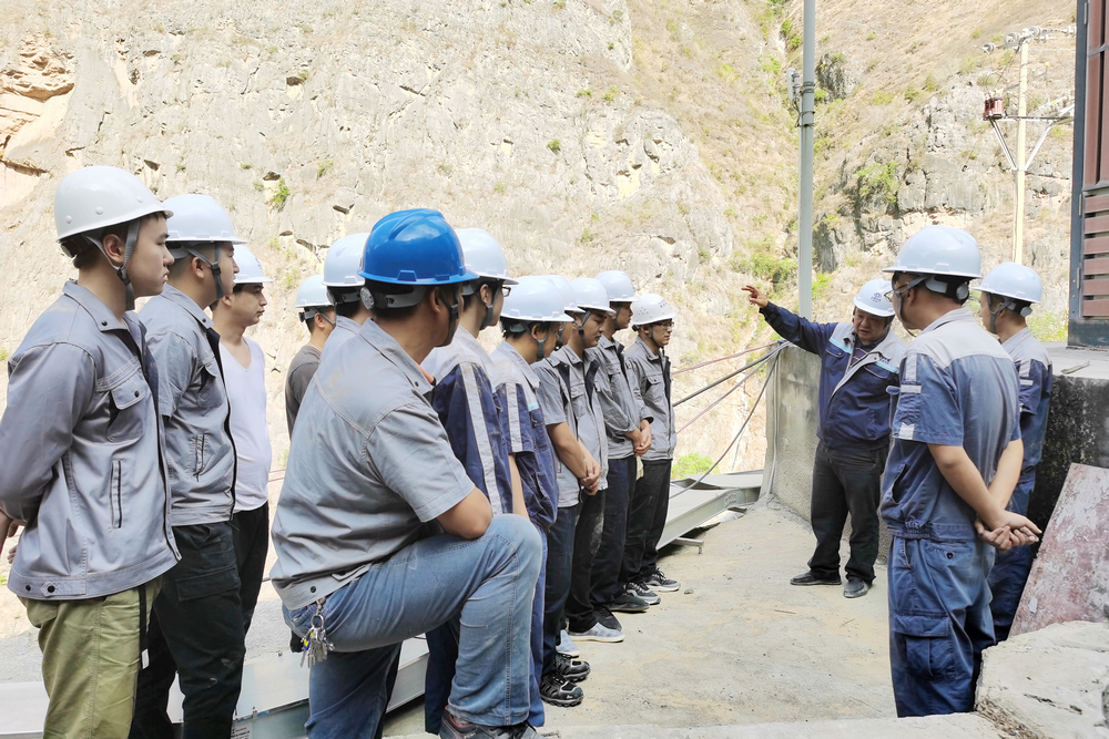 1621990106241279.jpg 普及工程基礎知識.jpg