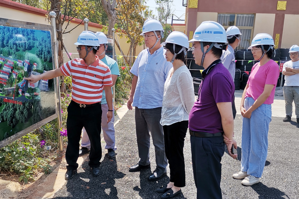 1622028219180862.jpg 和潔瓊檢查勐遮水廠.jpg